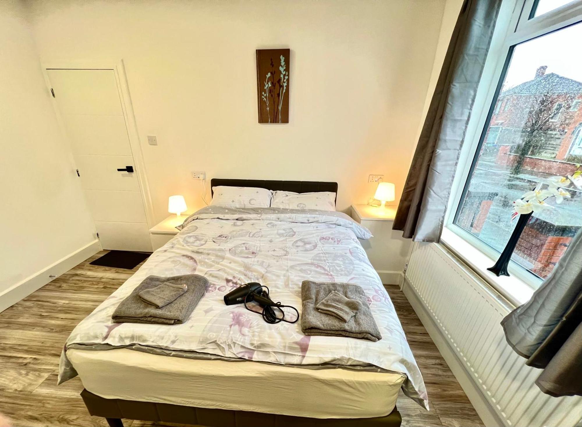 Lux En-Suite Coop Arena Mancity Stadium Piccadilly Mánchester Exterior foto